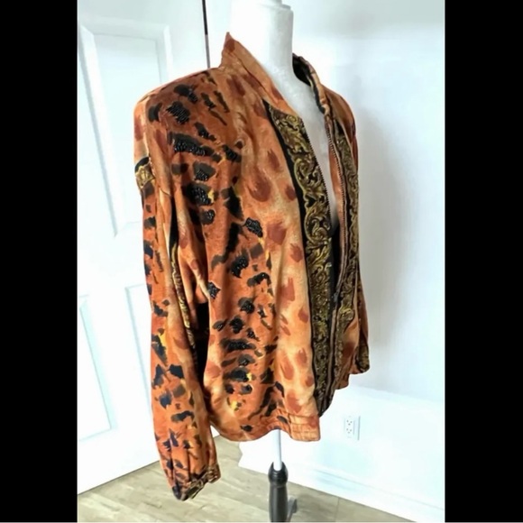 Bead-embellished animal print comfy jacket-⭐️on Fall 2024 fashion season catwalk - Picture 10 of 16